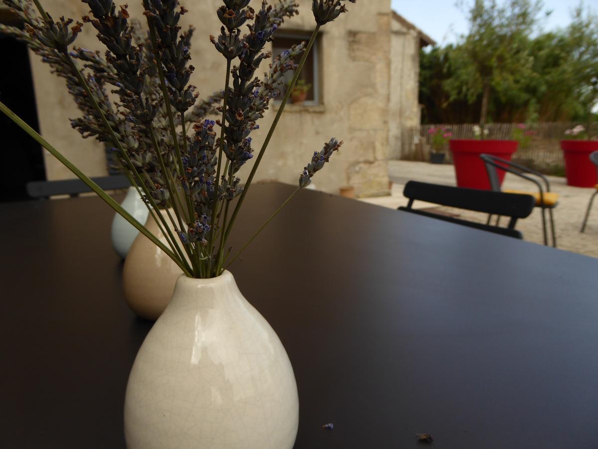 Le Mas Montredon Arles Exterior foto