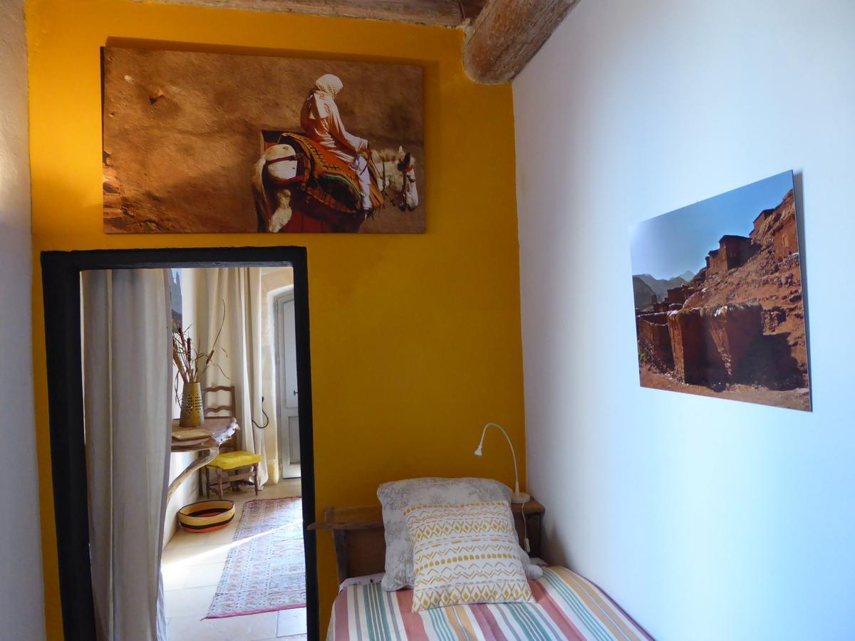 Le Mas Montredon Arles Exterior foto